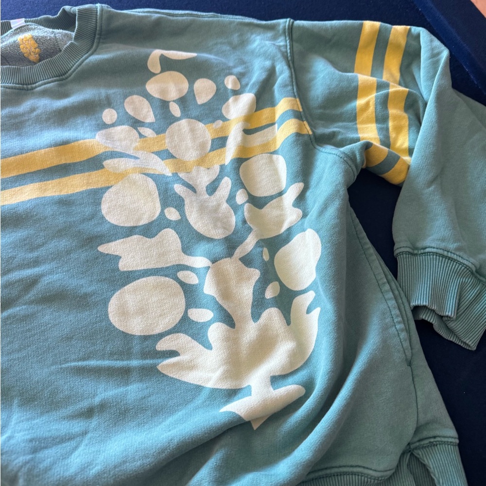 Green &Yellow FREE PEOPLE MOVEMENT Sweatshirt- soft comfy cozy/like NEW💚💛zoom in - Picture 4 of 12